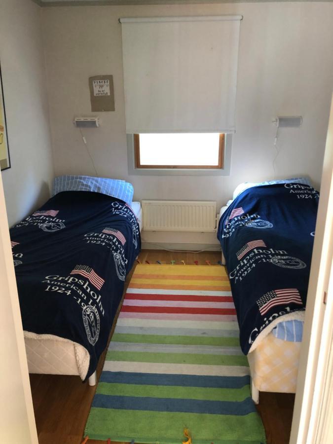 Semesterhus I Stockholms Skaergard, Runmaroe Vaermdoe Namdo Buitenkant foto